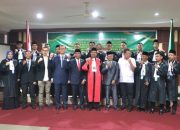 Ketua Pengadilan Tinggi Riau Ambil Sumpah/Janji 16 Advokat PERADI UTAMA